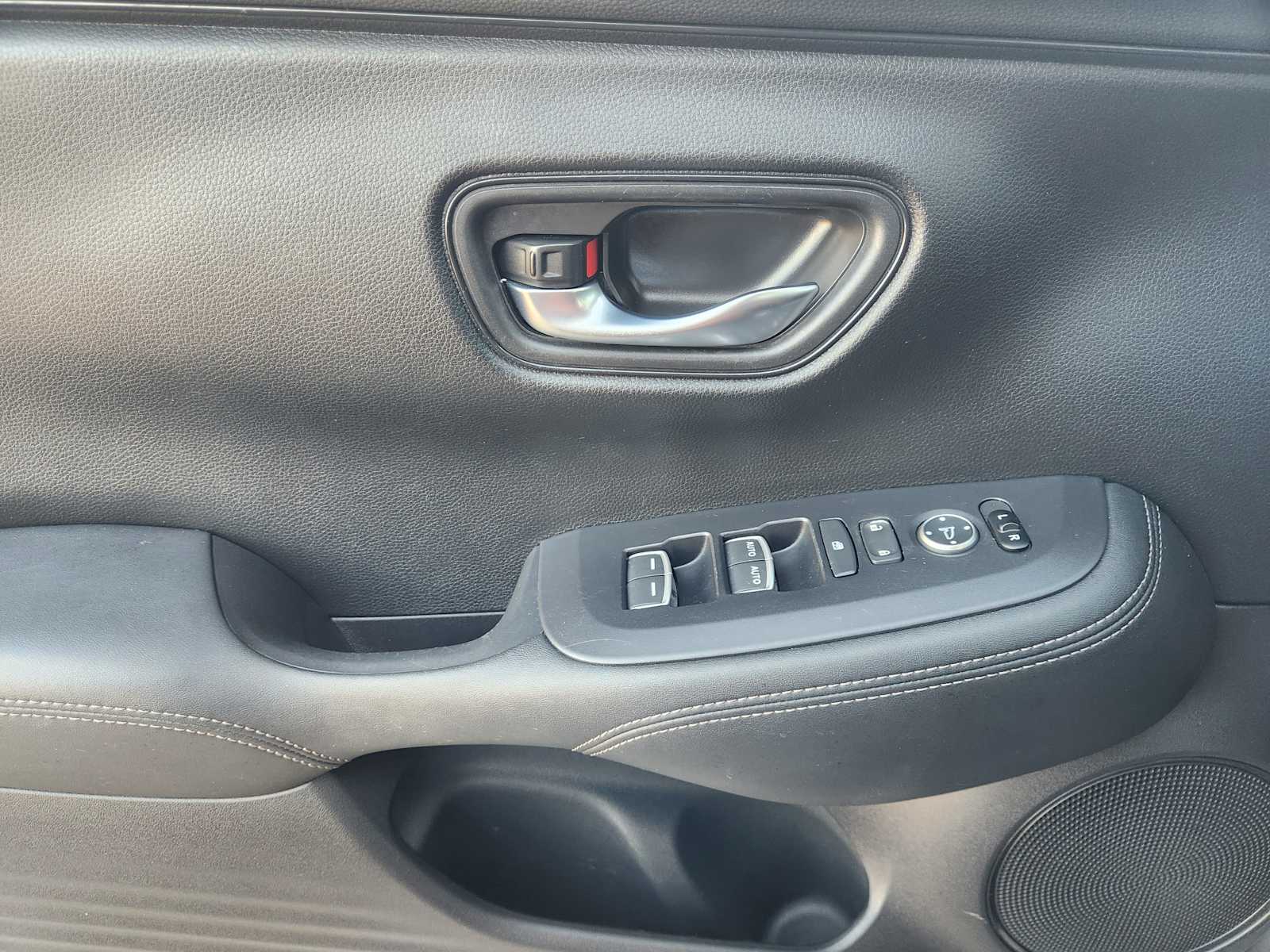 Thumbnail: 2023 Honda HR-V - 29