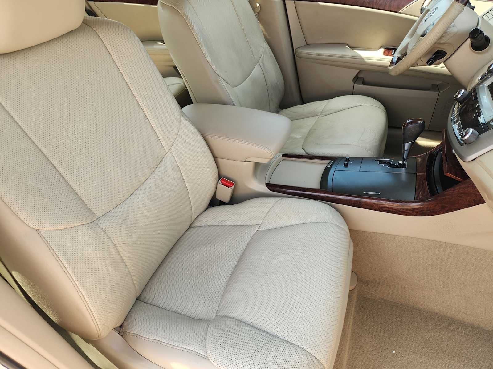 Thumbnail: 2012 Toyota Avalon - 14