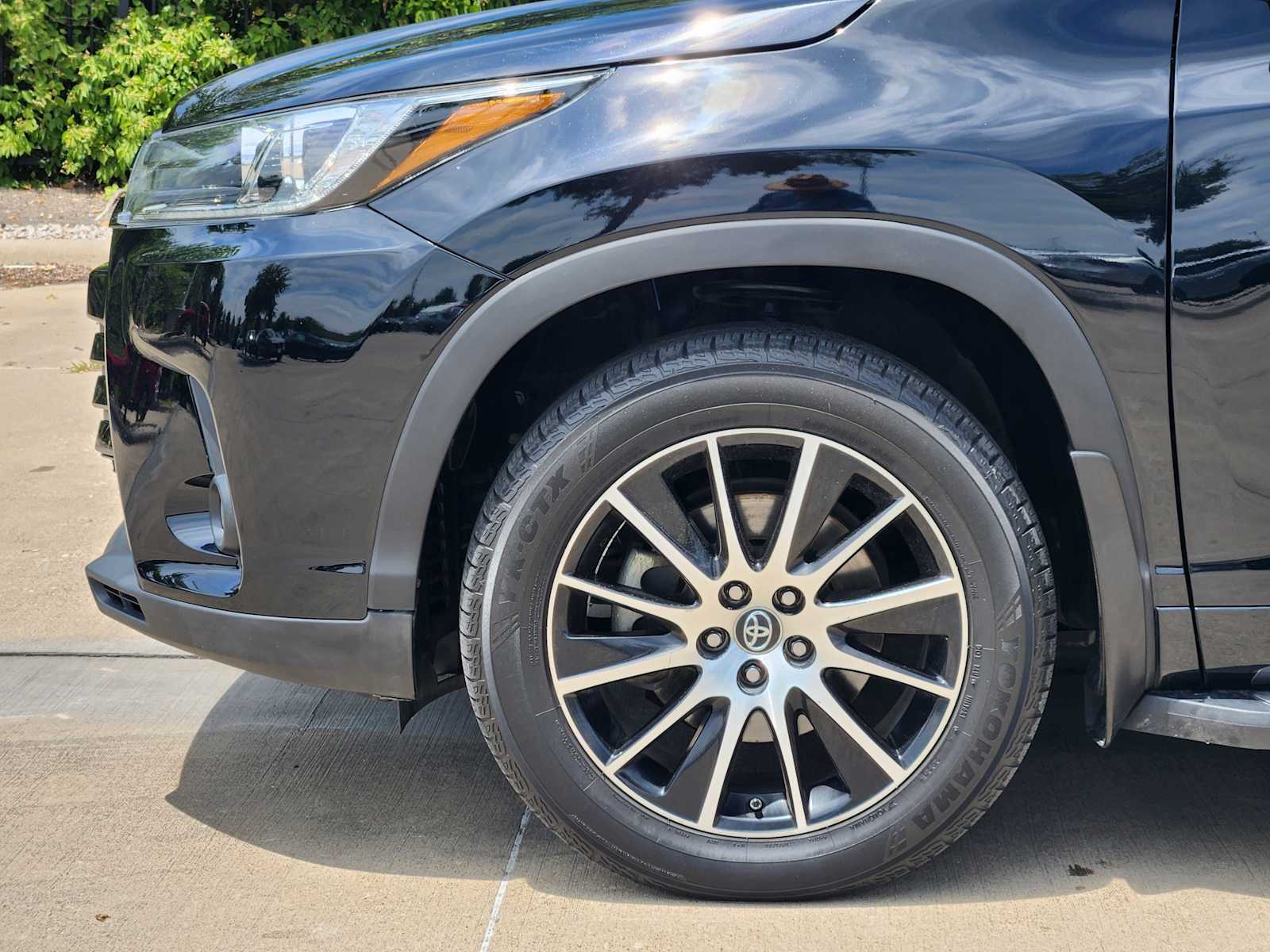 Thumbnail: 2018 Toyota Highlander - 8