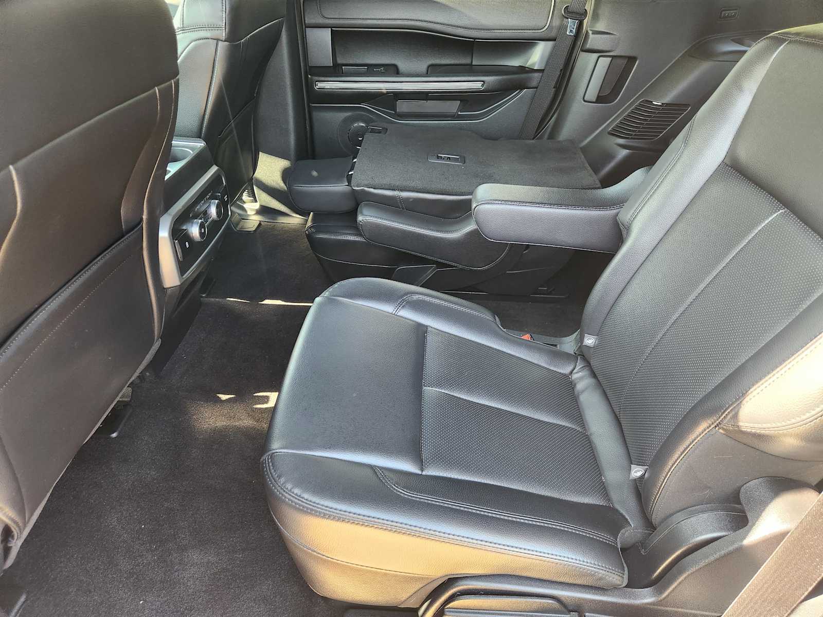 Thumbnail: 2021 Ford Expedition - 9
