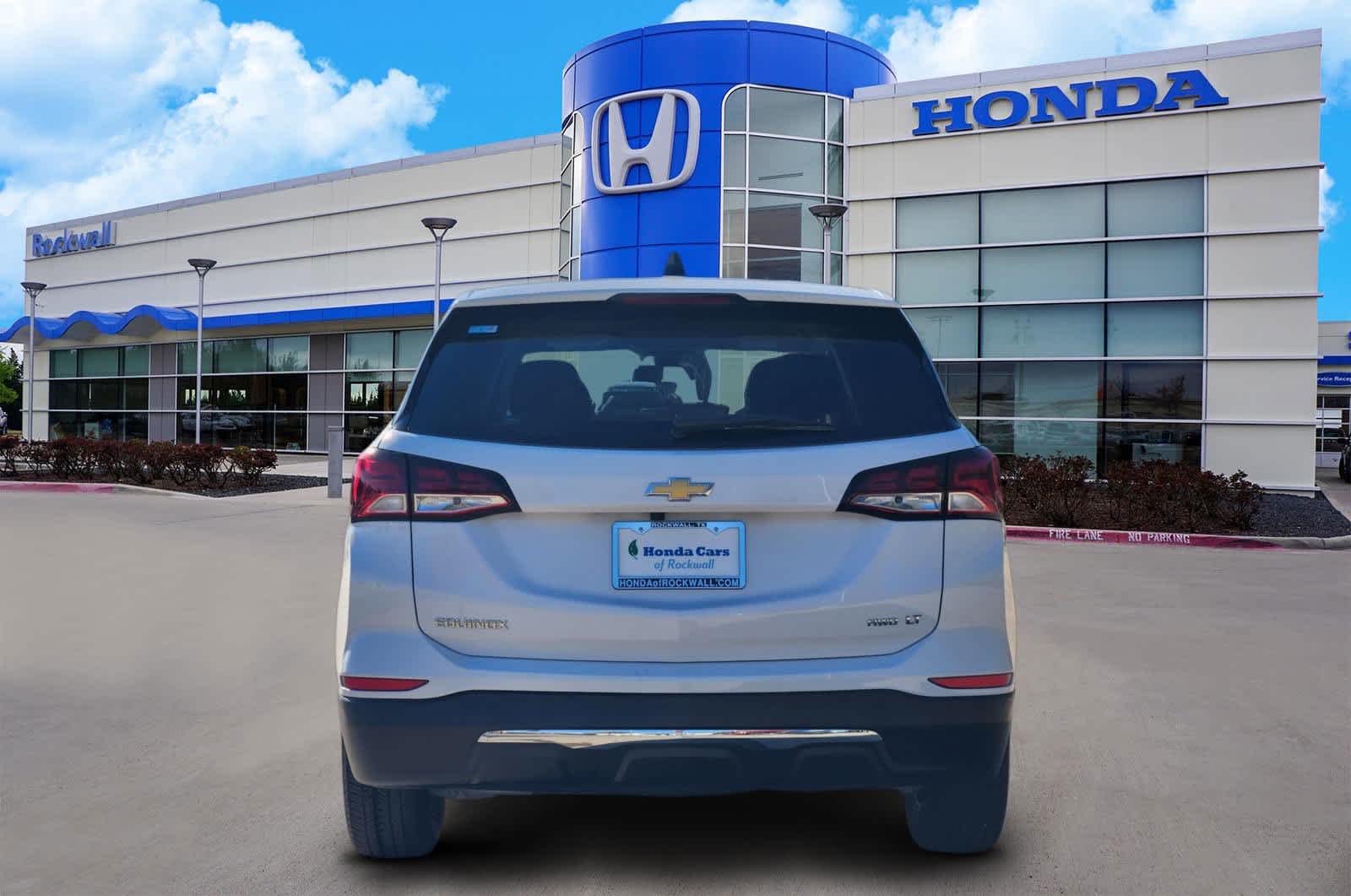 Thumbnail: 2022 Chevrolet Equinox - 4