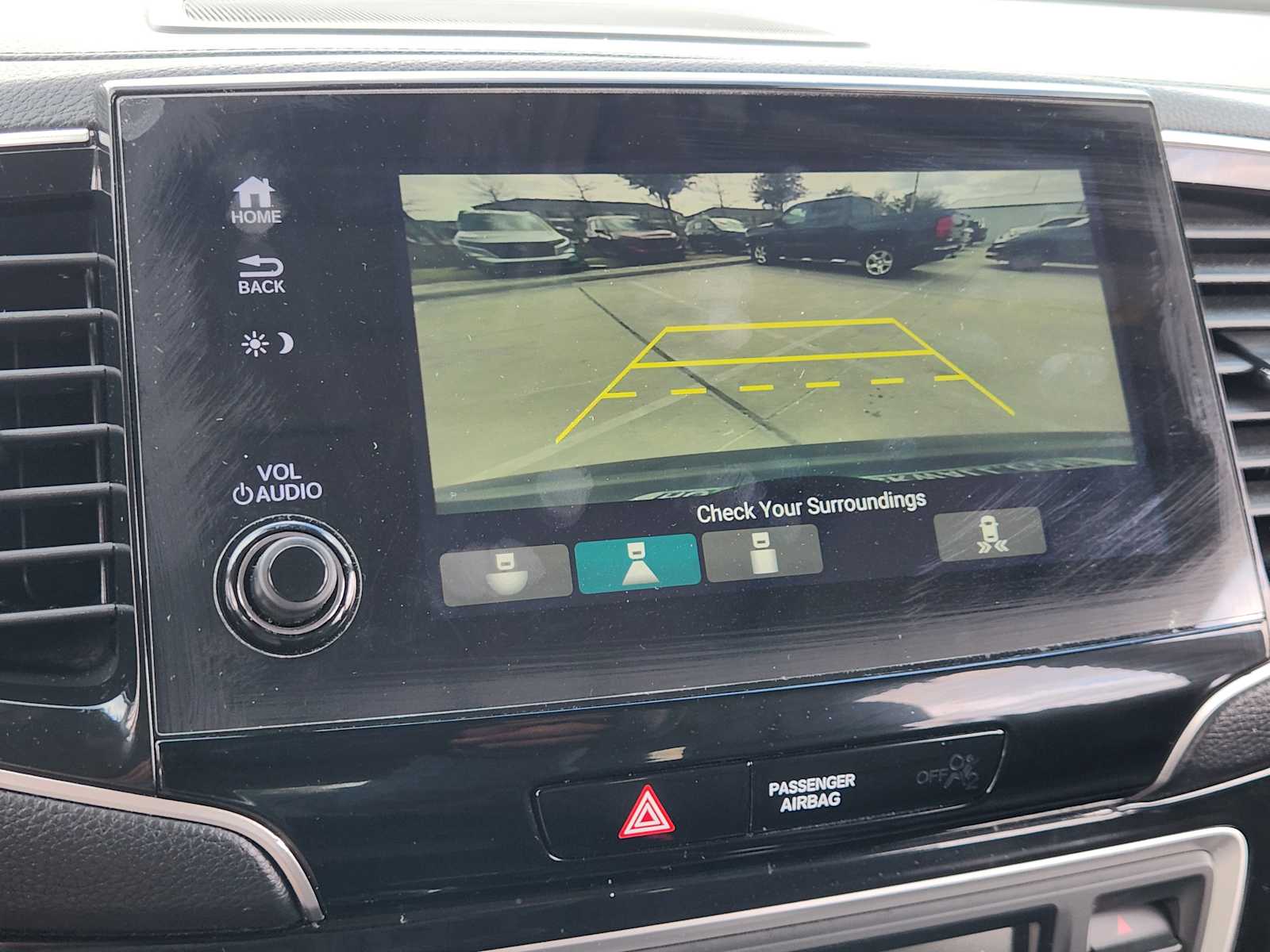 Thumbnail: 2020 Honda Pilot - 26