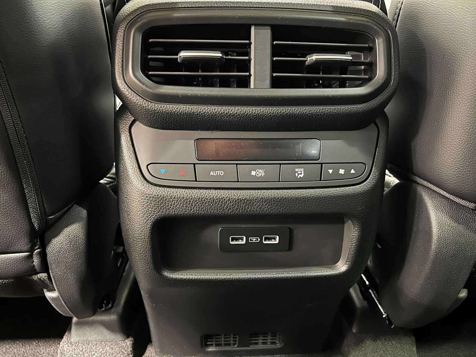 Thumbnail: 2025 Honda Pilot - 30