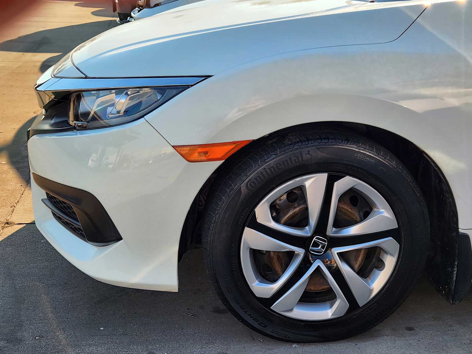 Thumbnail: 2016 Honda Civic - 10