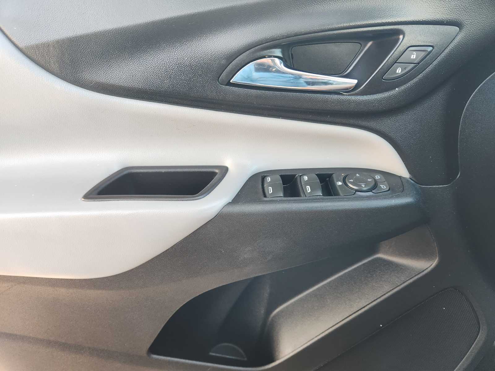 Thumbnail: 2020 Chevrolet Equinox - 28