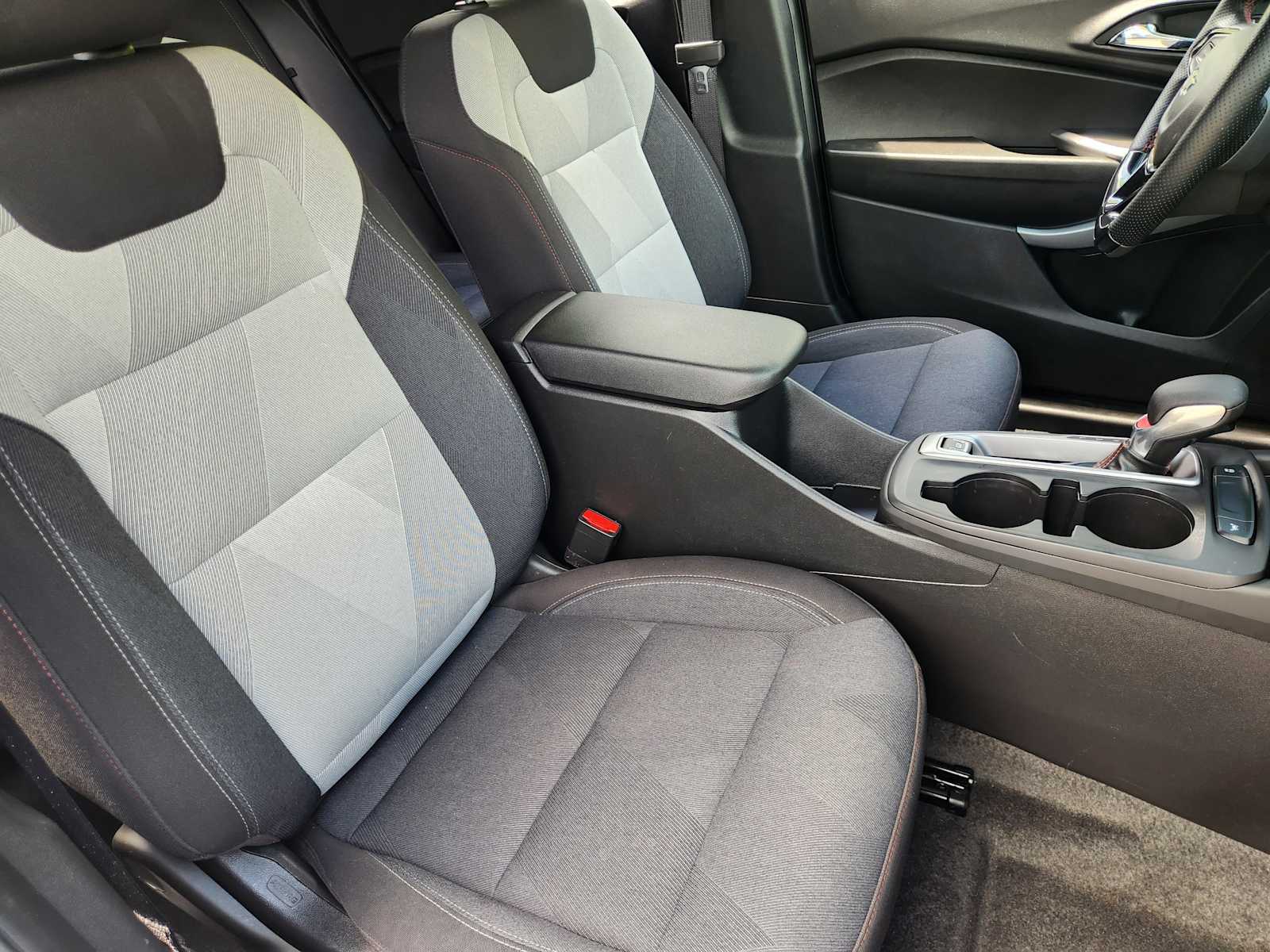 Thumbnail: 2024 Chevrolet Trax - 14