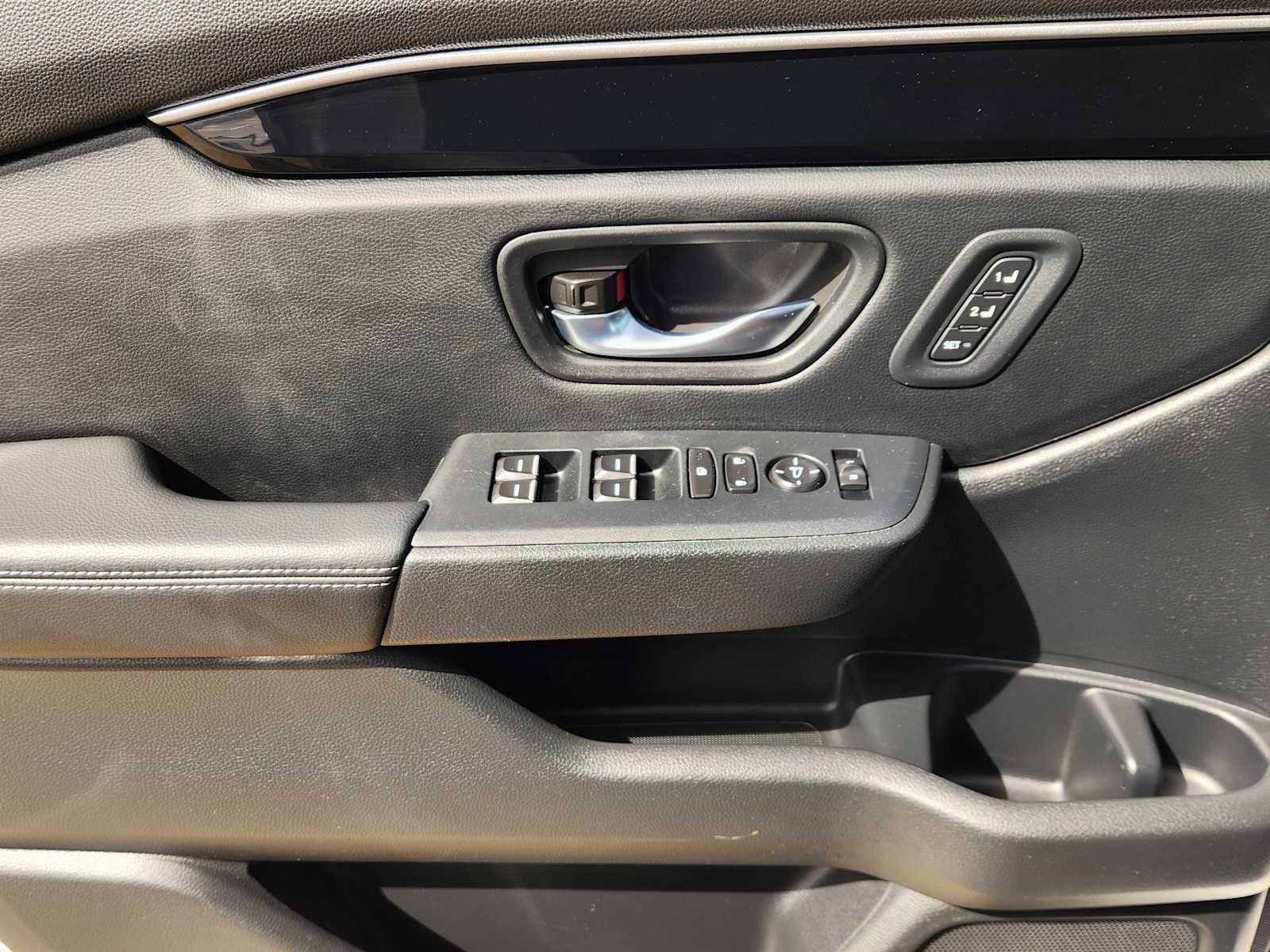 Thumbnail: 2024 Honda Pilot - 30