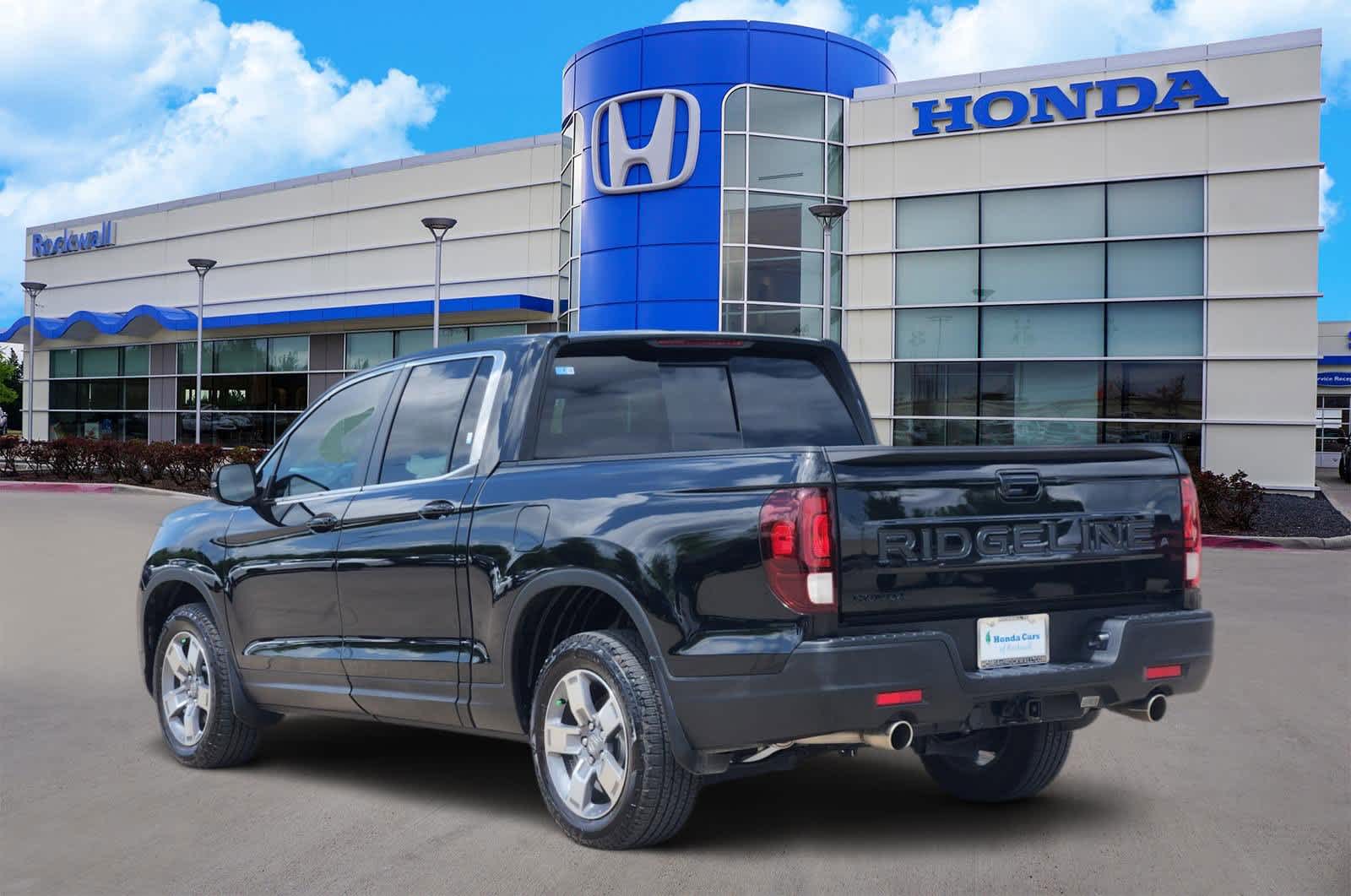 Thumbnail: 2025 Honda Ridgeline - 4