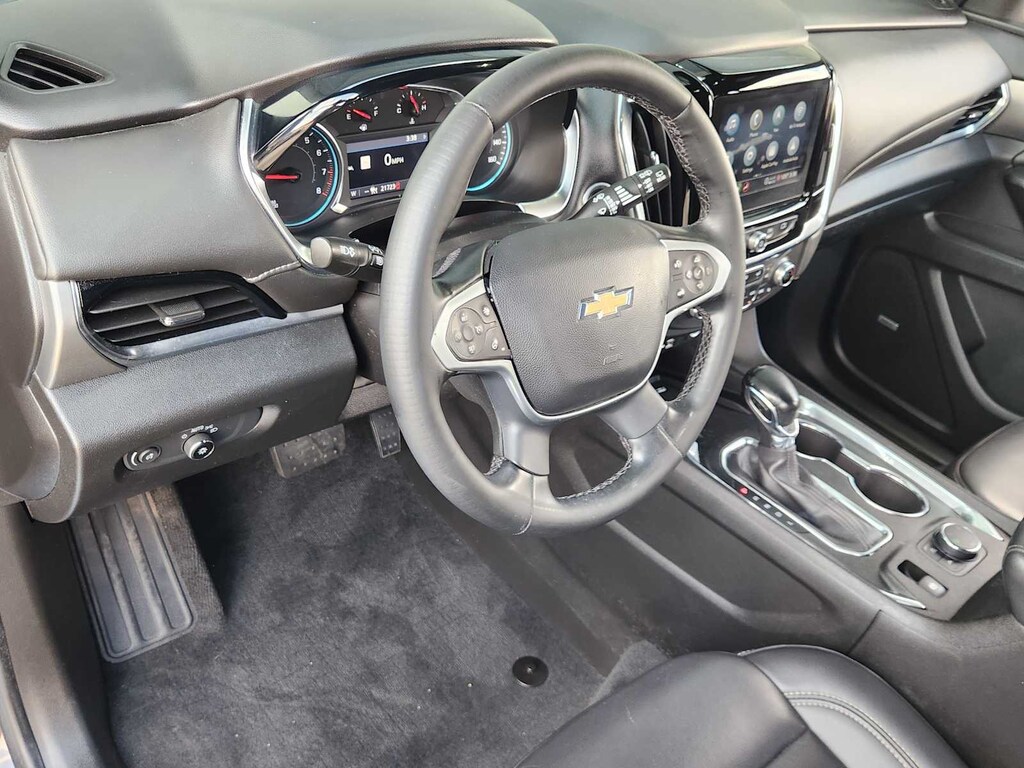 Used 2023 Chevrolet Traverse LT Leather SUV