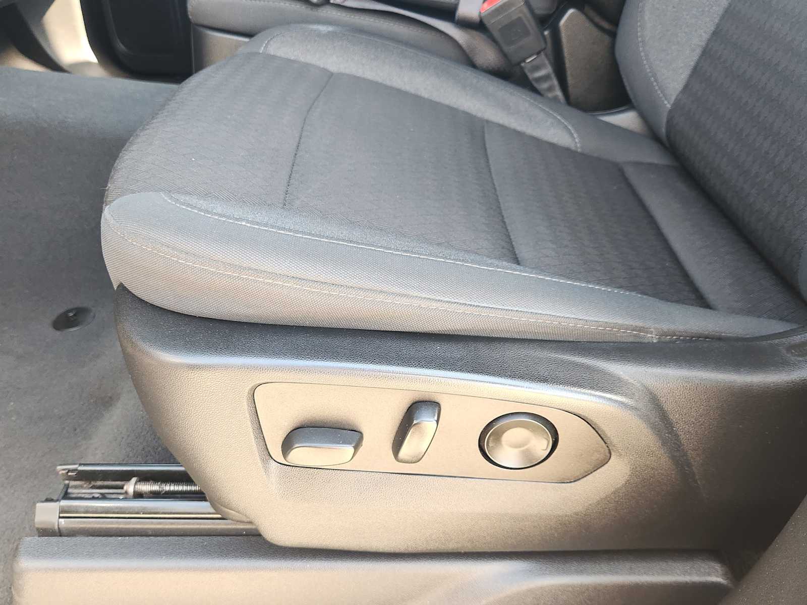 Thumbnail: 2022 Chevrolet Silverado 1500 - 30