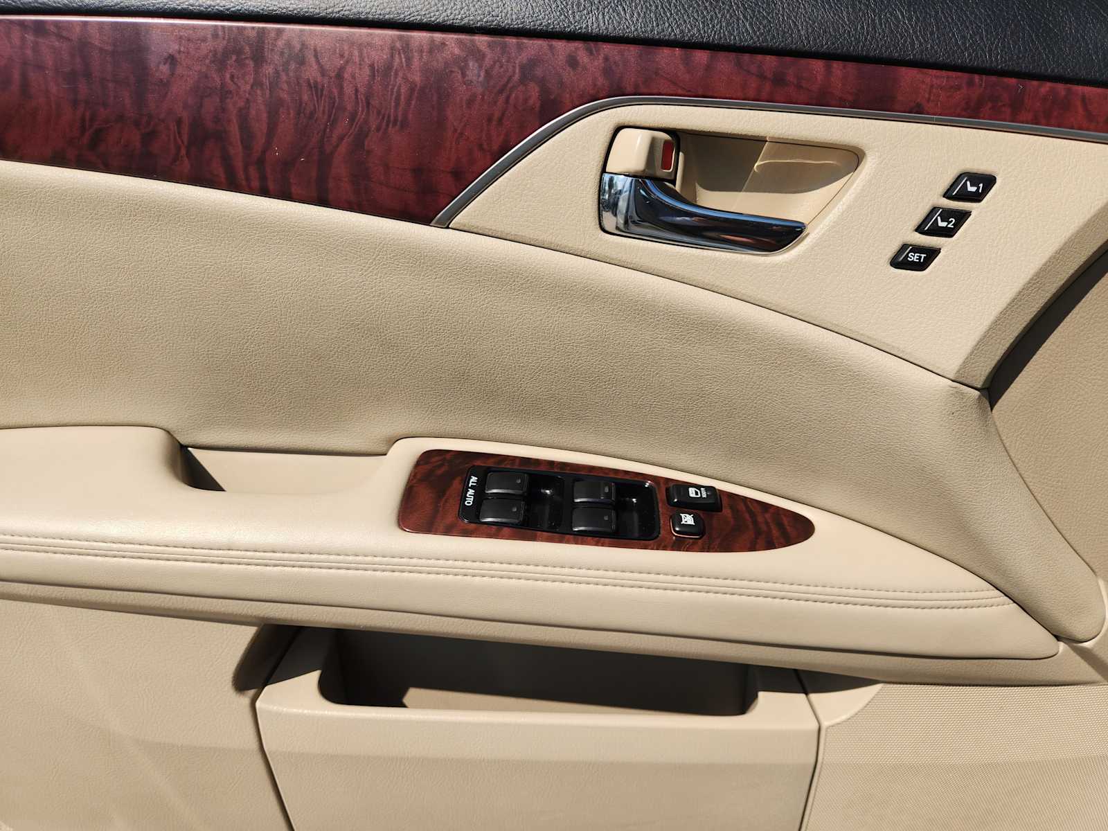 Thumbnail: 2012 Toyota Avalon - 29