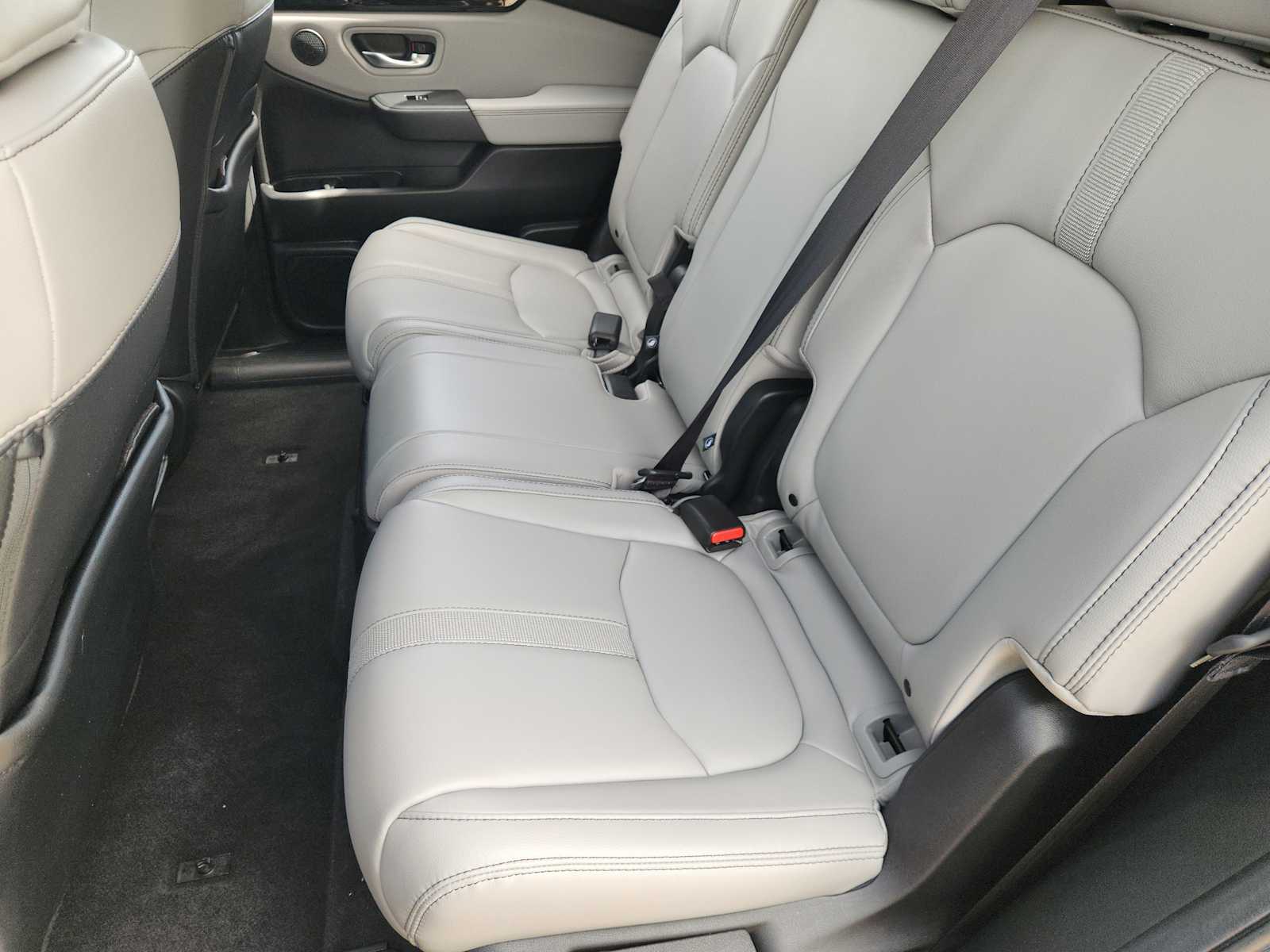 Thumbnail: 2025 Honda Pilot - 13