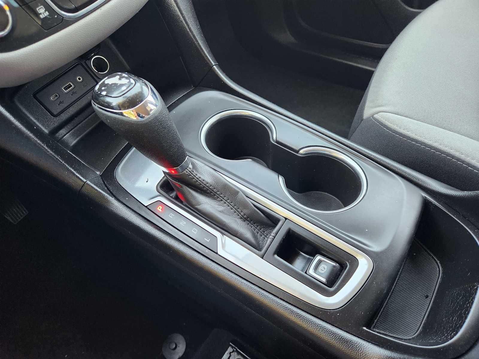 Thumbnail: 2020 Chevrolet Equinox - 16