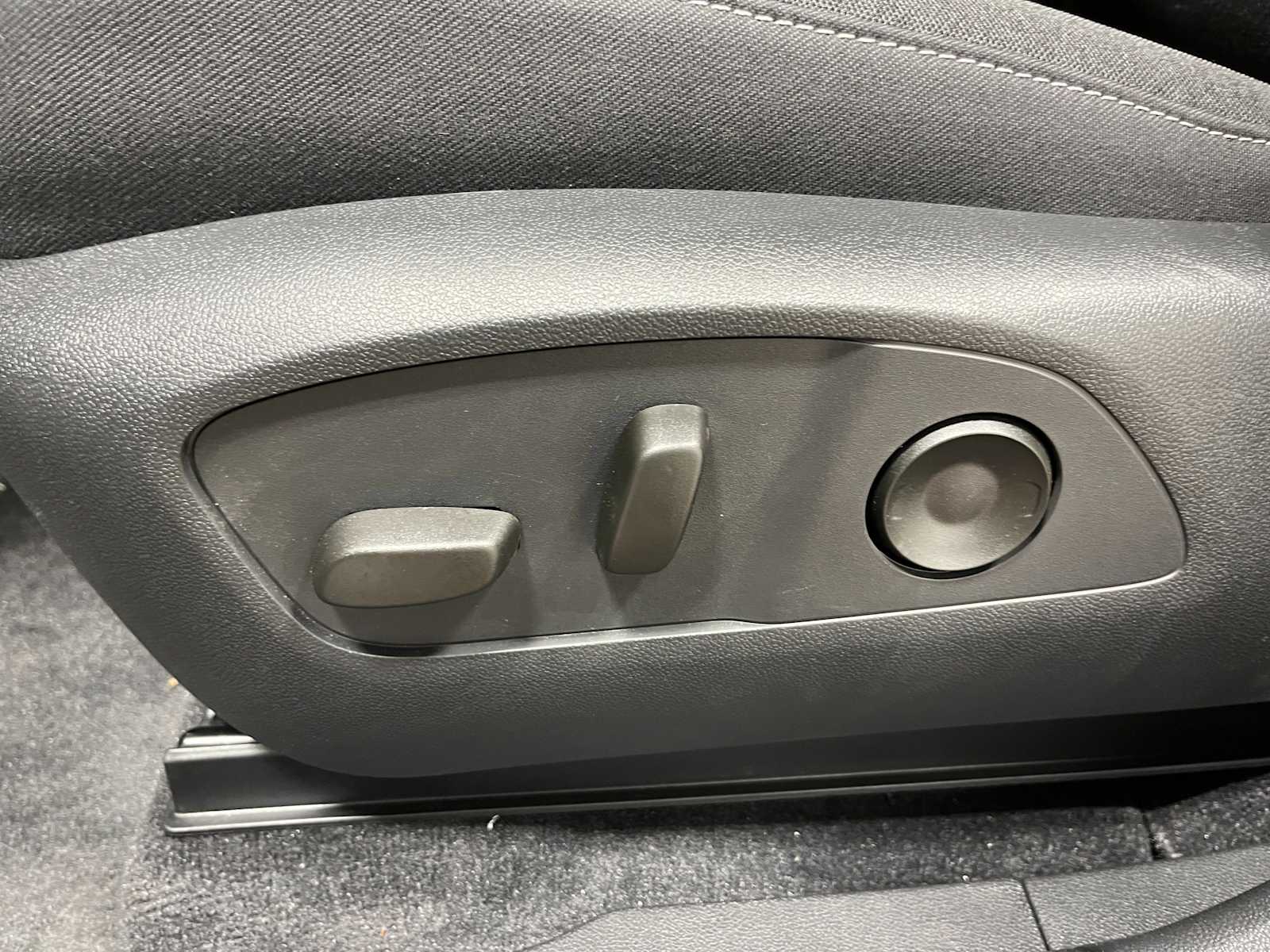 Thumbnail: 2026 Honda Prologue - 11