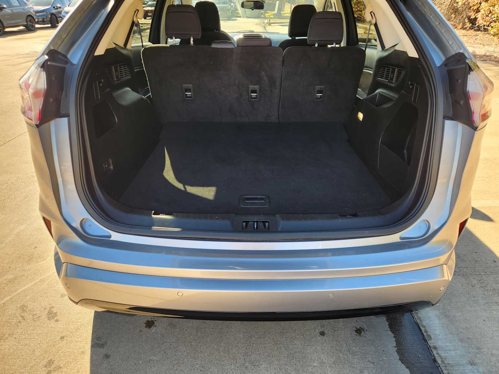 Thumbnail: 2022 Ford Edge - 19