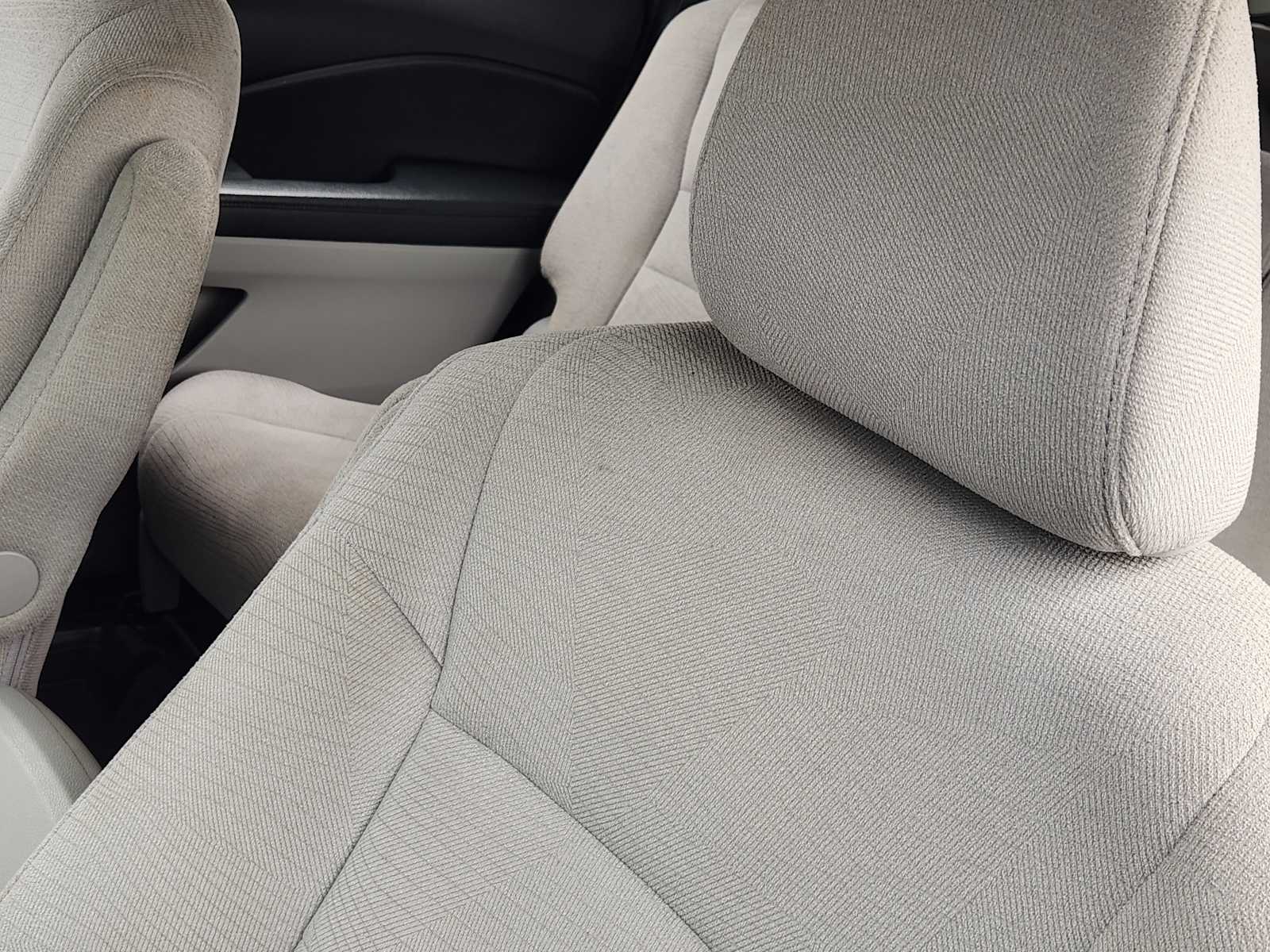 Thumbnail: 2017 Honda Pilot - 24