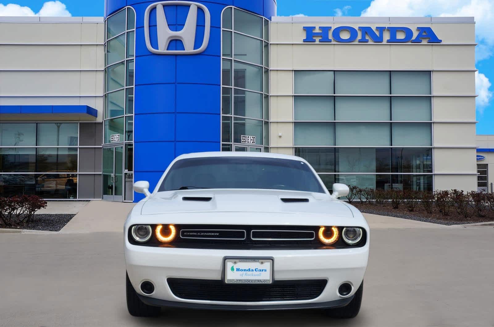 Thumbnail: 2022 Dodge Challenger - 6