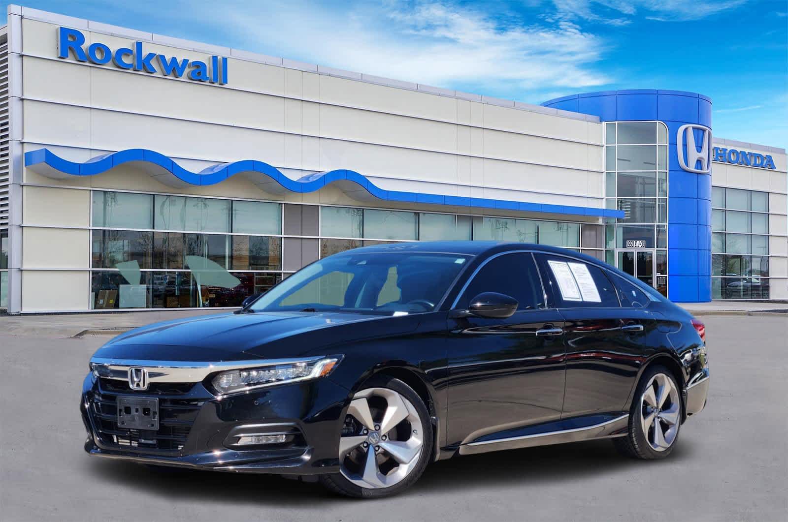 2020 Honda Accord Touring's photo