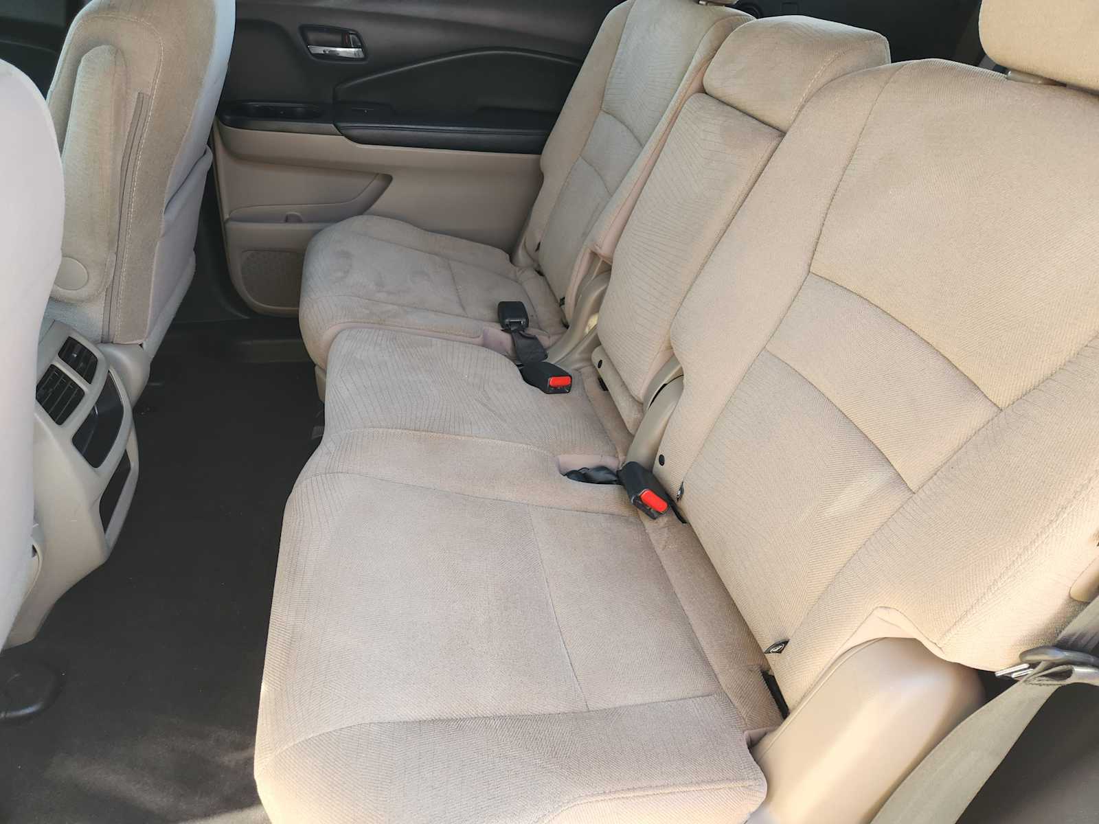 Thumbnail: 2017 Honda Pilot - 13