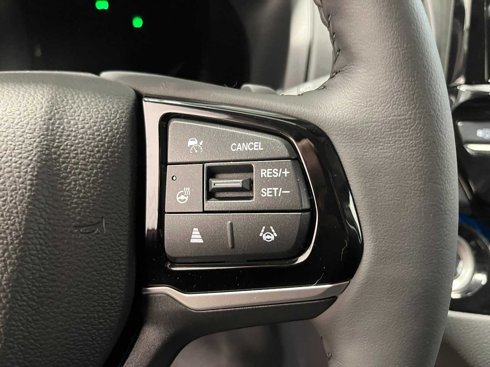 Thumbnail: 2026 Honda Odyssey - 17