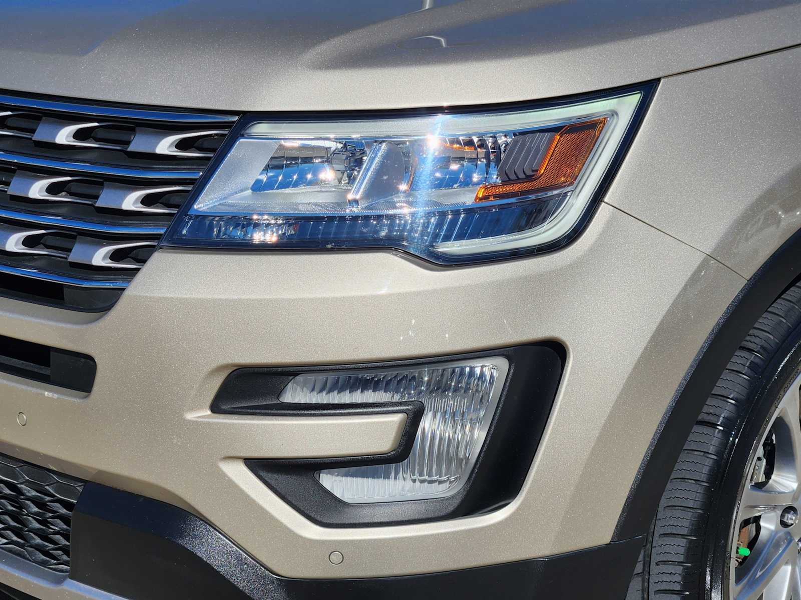 Thumbnail: 2017 Ford Explorer - 22