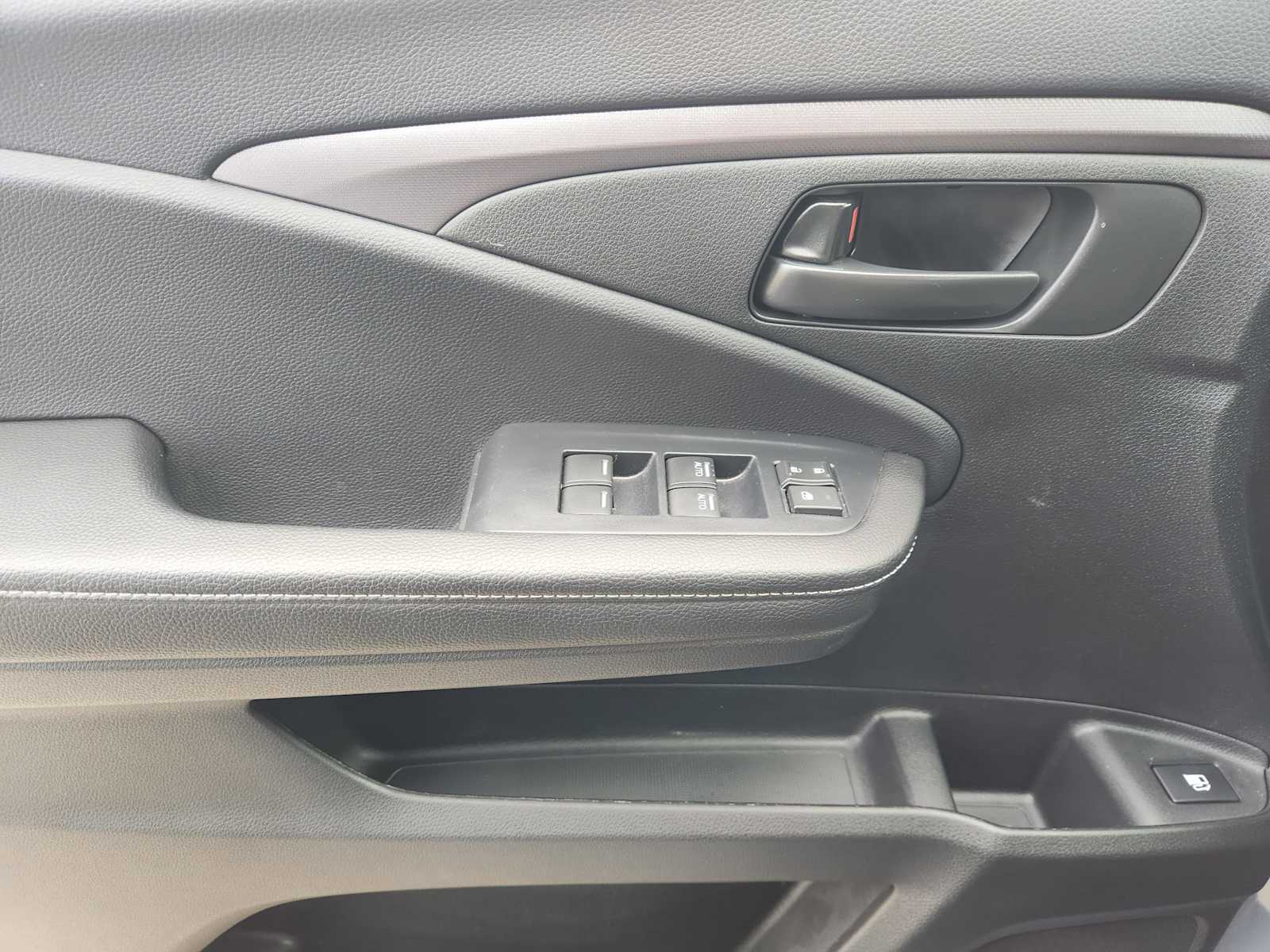 Thumbnail: 2025 Honda Ridgeline - 29