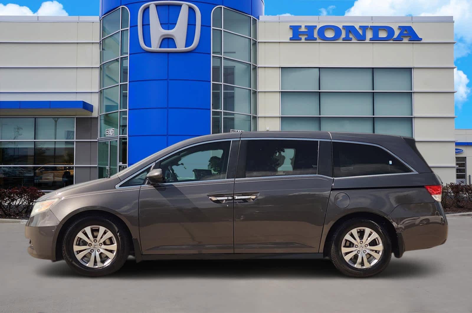 Thumbnail: 2015 Honda Odyssey - 3