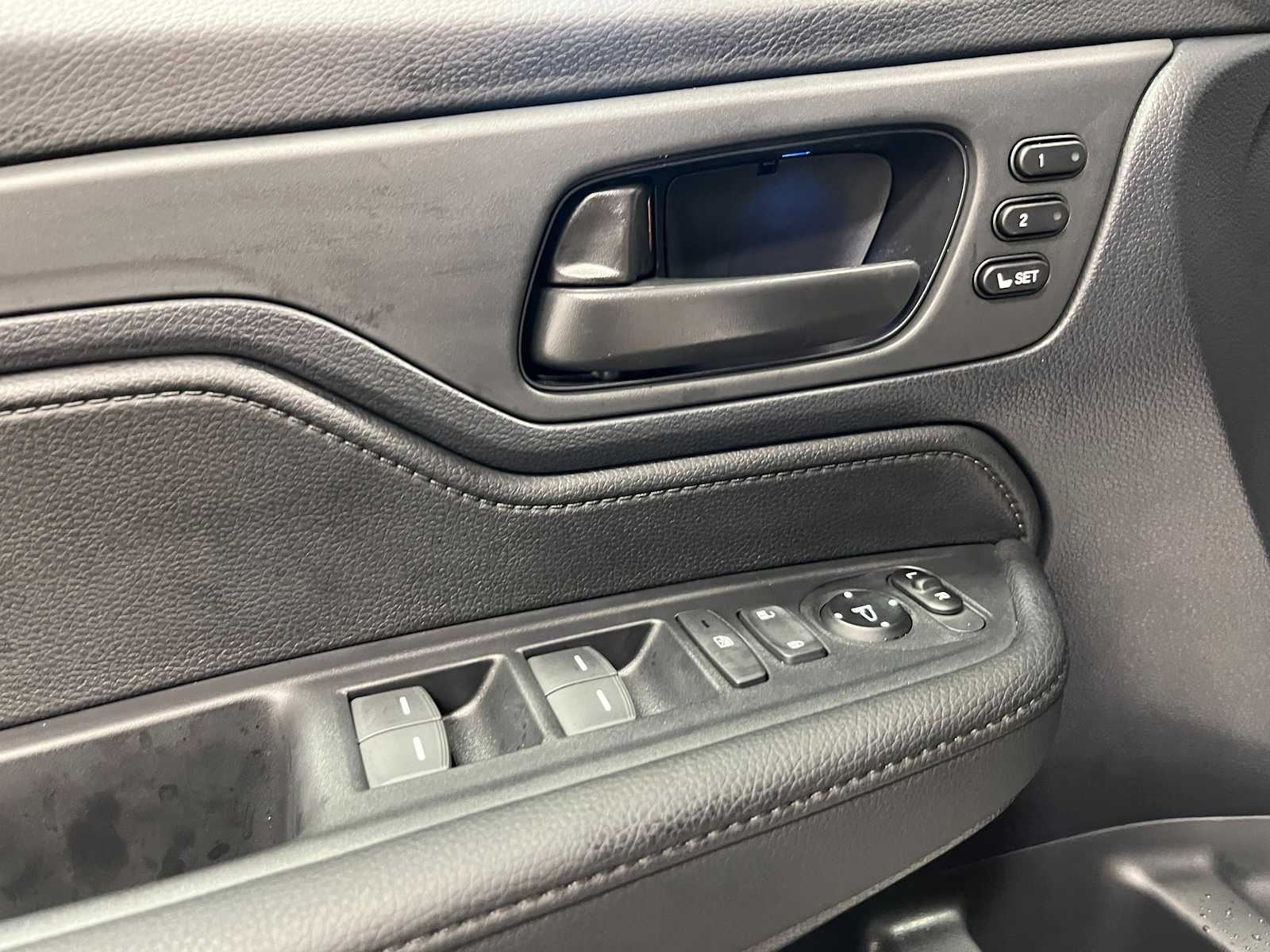 Thumbnail: 2026 Honda Odyssey - 14