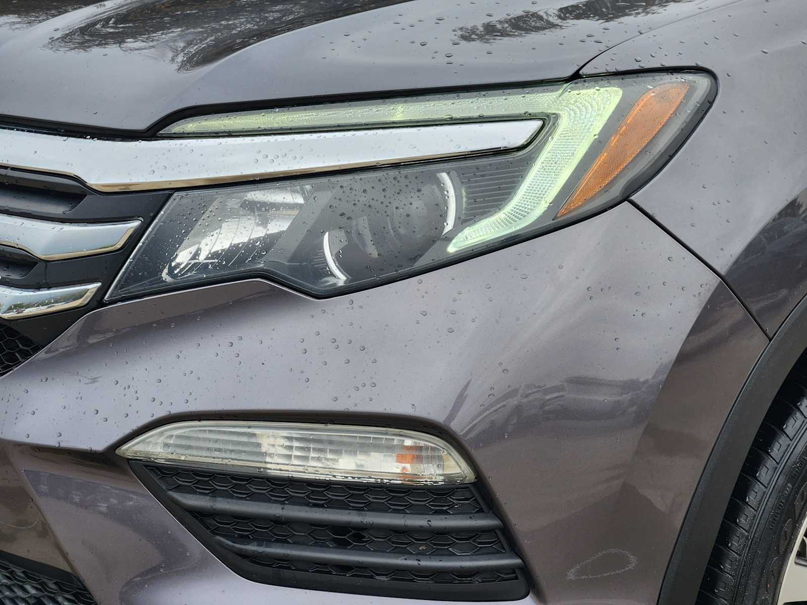 Thumbnail: 2017 Honda Pilot - 23