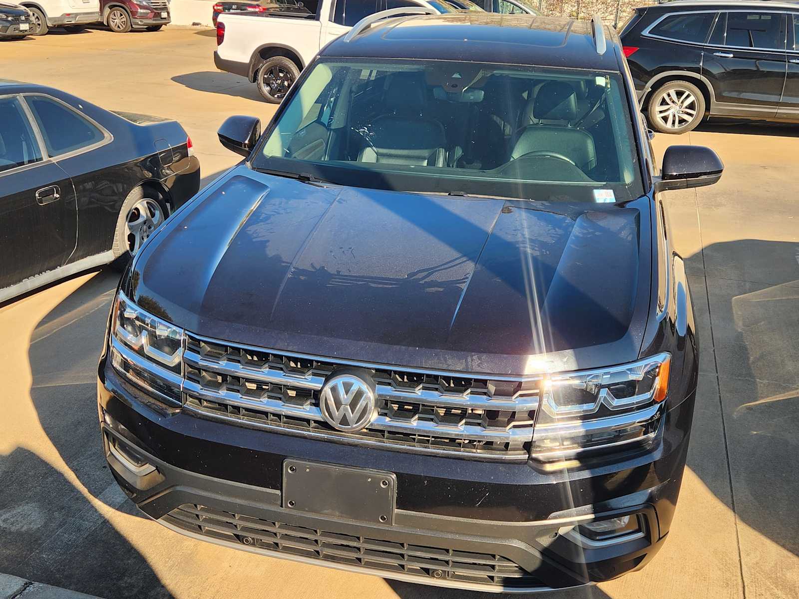 2019 Volkswagen Atlas V6 SEL photo 2