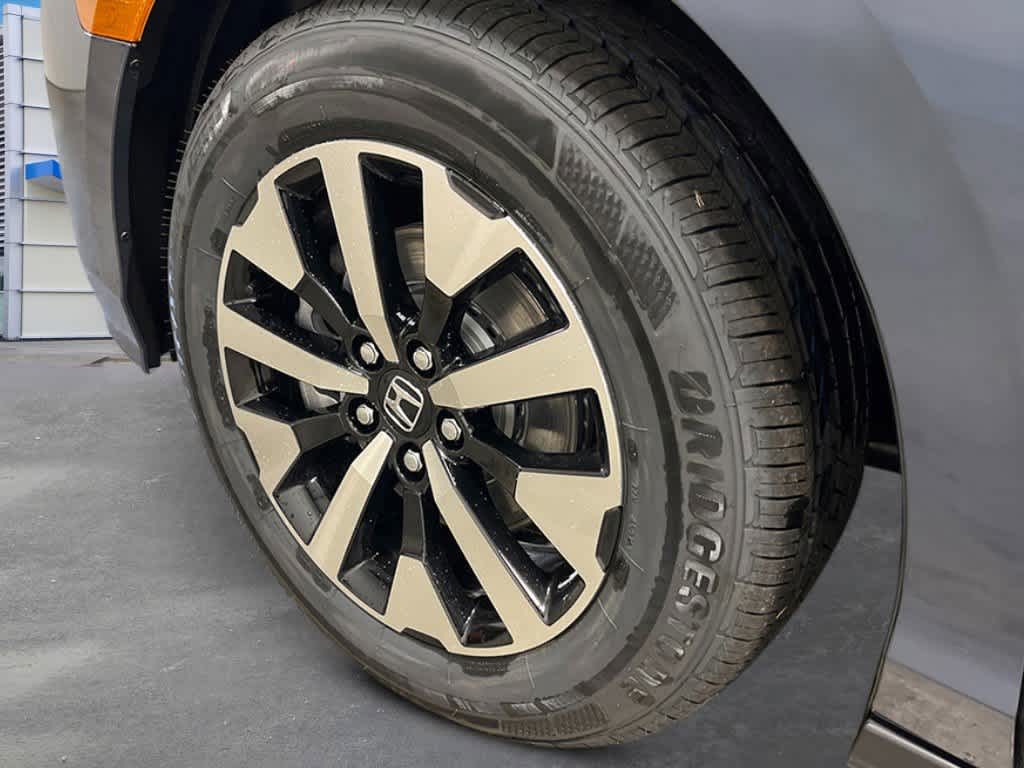 Thumbnail: 2026 Honda Odyssey - 10