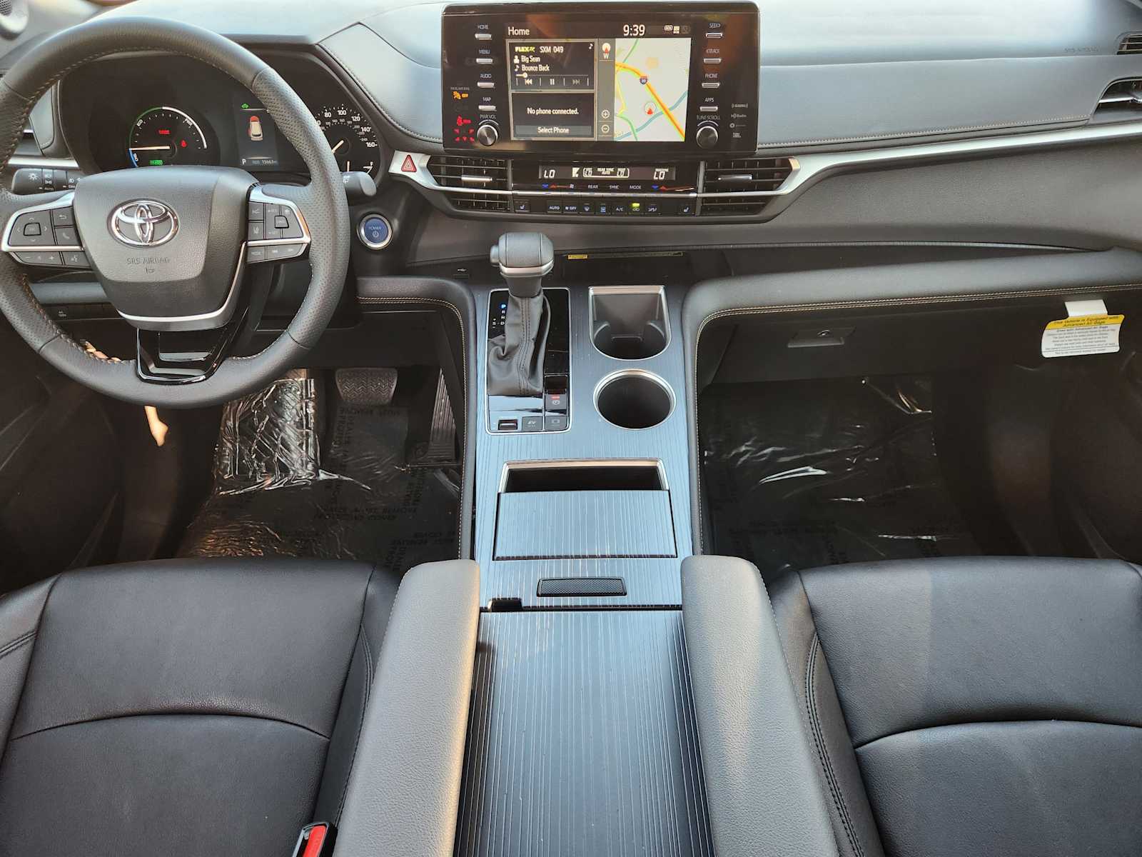 Thumbnail: 2023 Toyota Sienna - 10