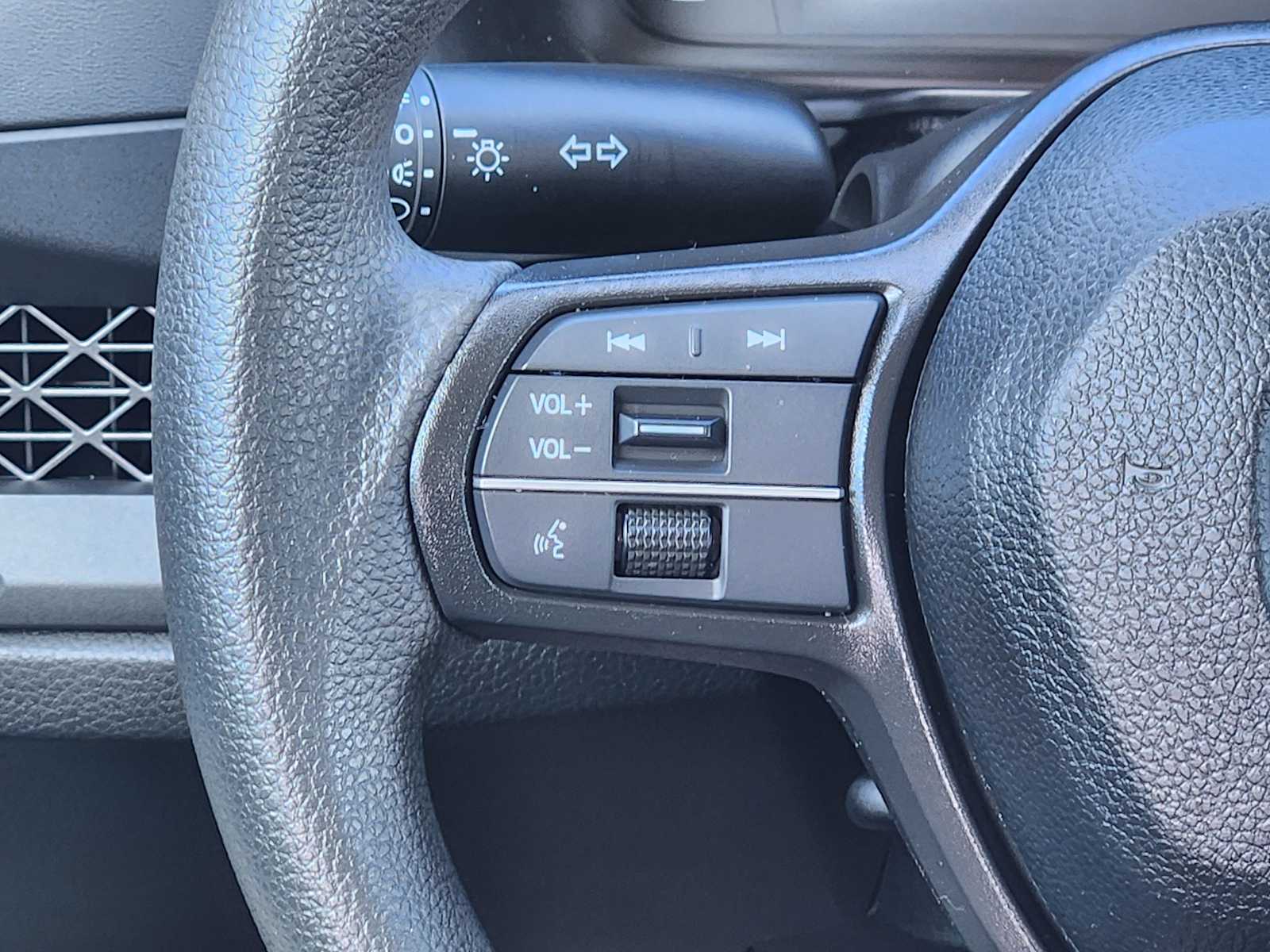 Thumbnail: 2025 Honda Accord - 32