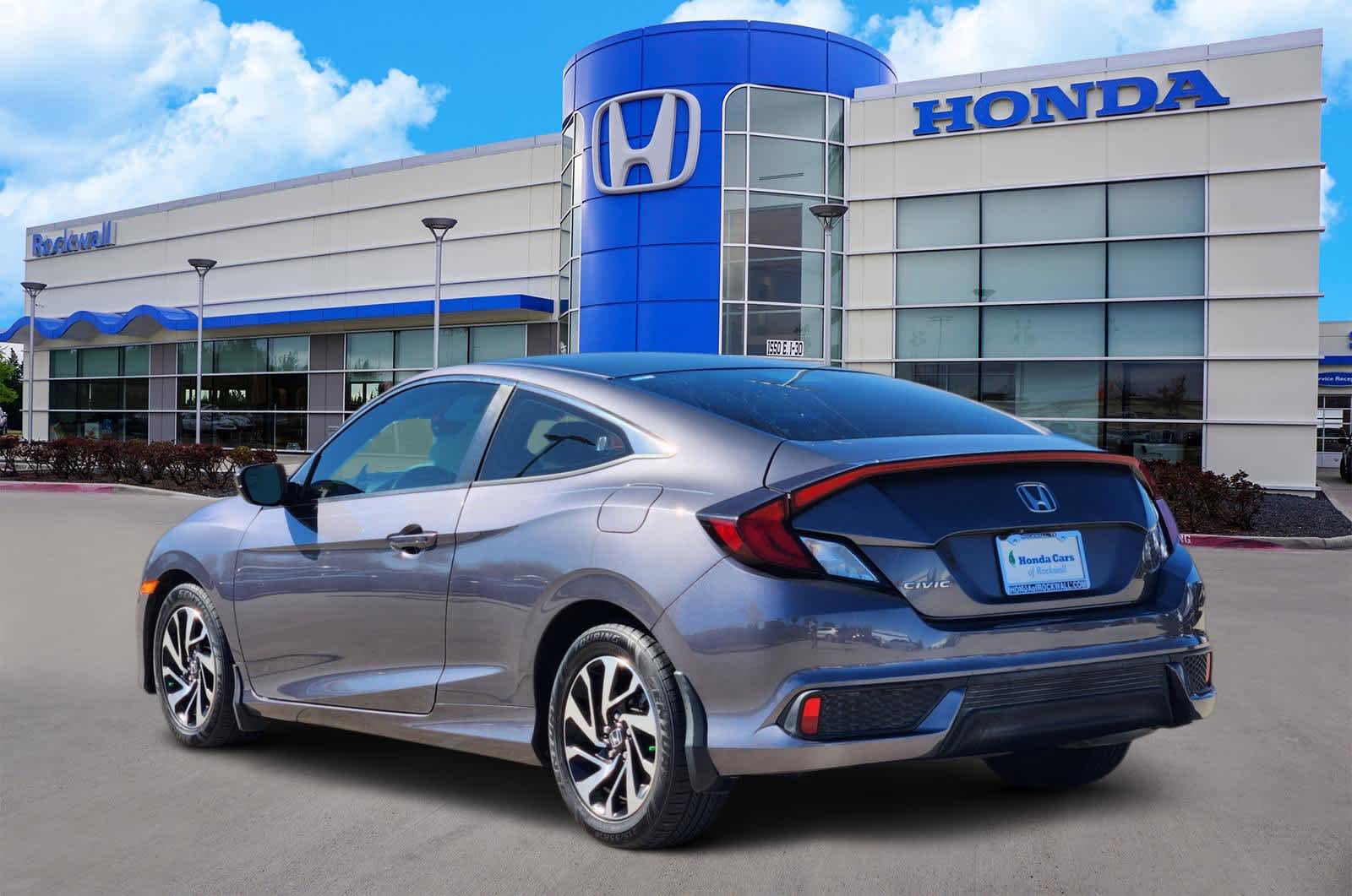 Thumbnail: 2017 Honda Civic - 4