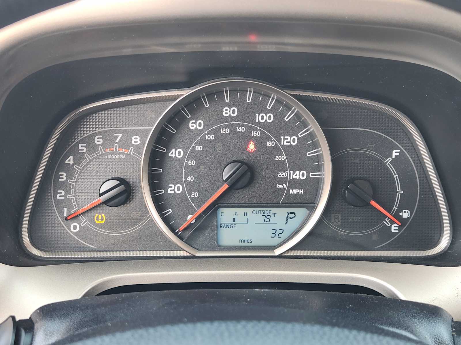 Thumbnail: 2015 Toyota RAV4 - 18