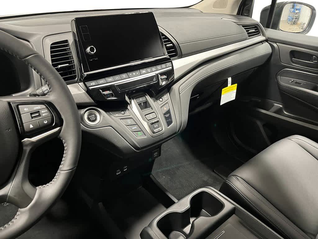 Thumbnail: 2026 Honda Odyssey - 15
