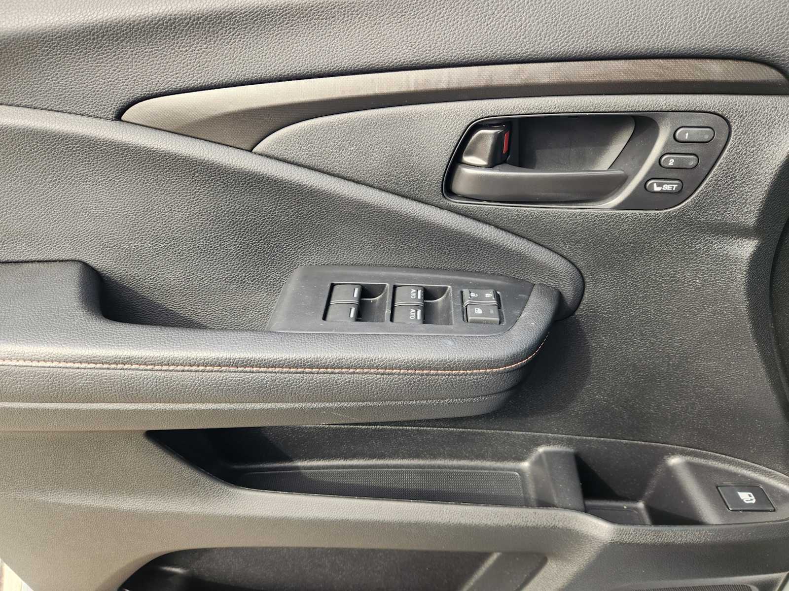 Thumbnail: 2025 Honda Ridgeline - 27