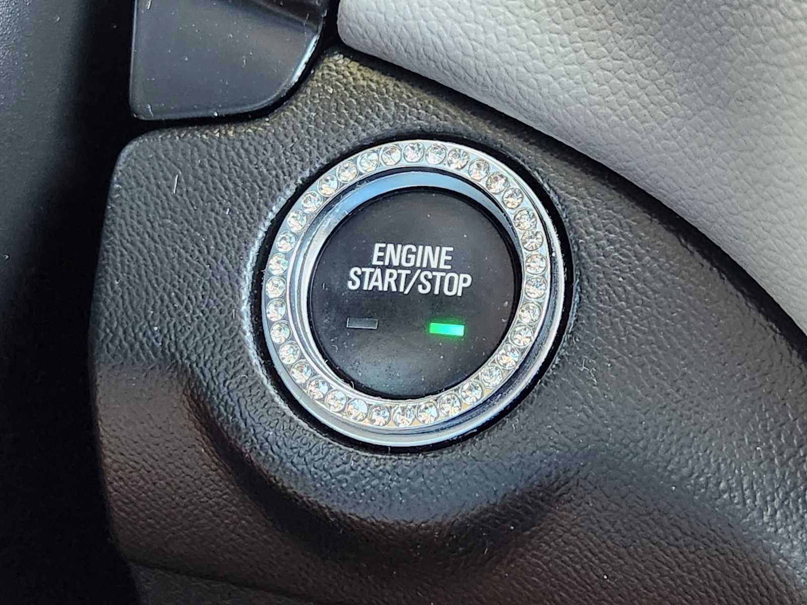 Thumbnail: 2020 Chevrolet Equinox - 27