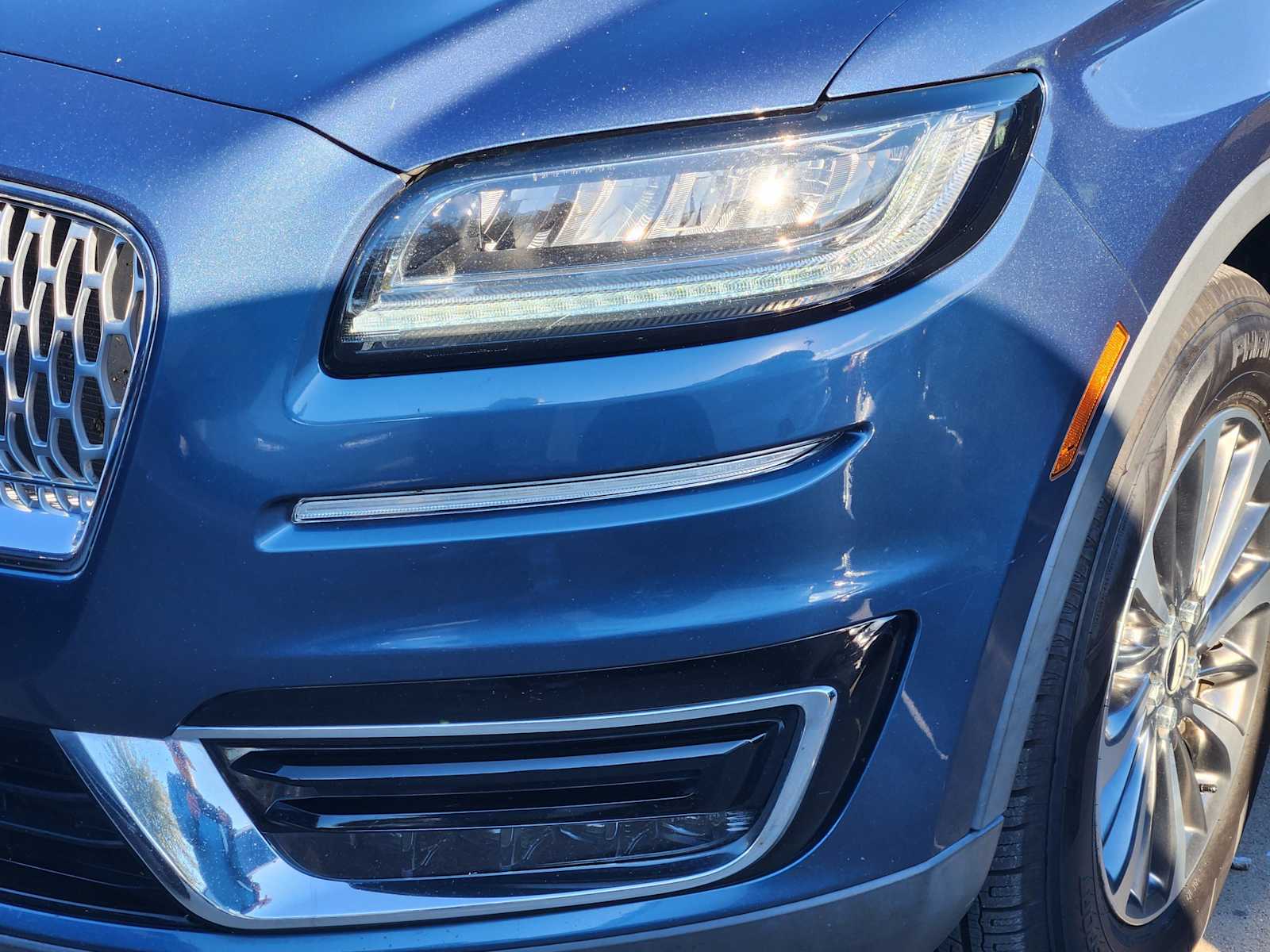 Thumbnail: 2019 Lincoln Nautilus - 12