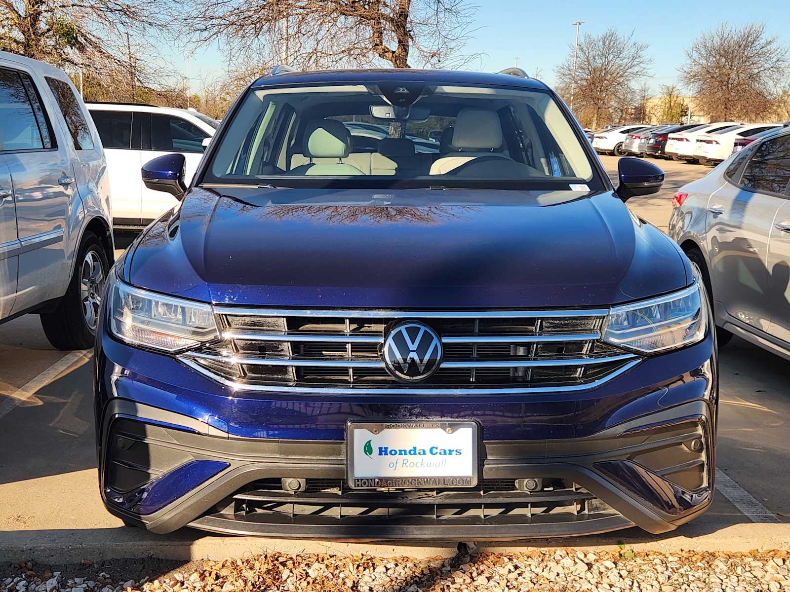 Thumbnail: 2023 Volkswagen Tiguan - 2