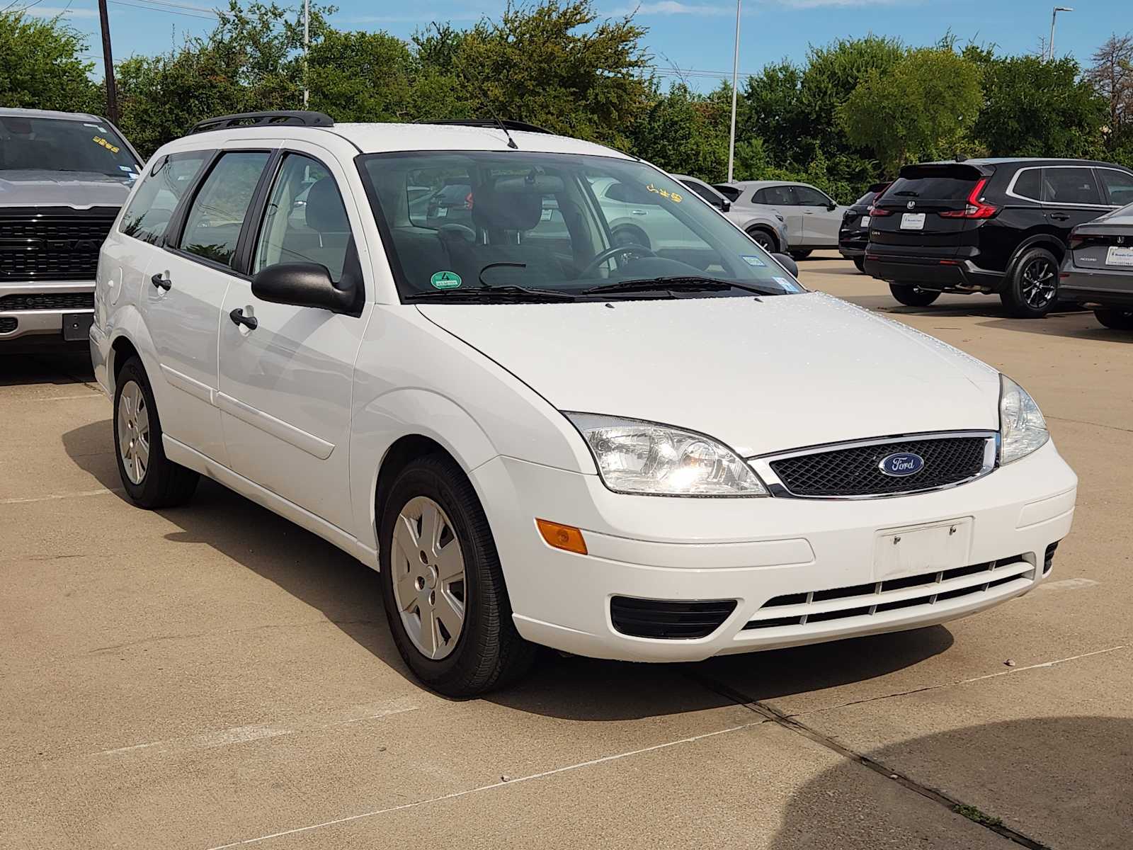 Thumbnail: 2006 Ford Focus - 3