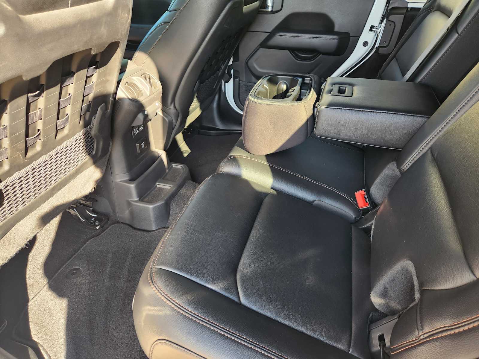 Thumbnail: 2021 Jeep Wrangler - 9