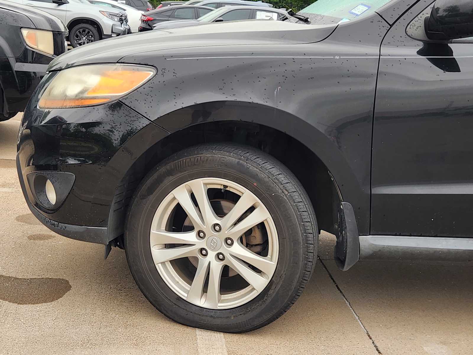 Thumbnail: 2010 Hyundai Santa Fe - 10