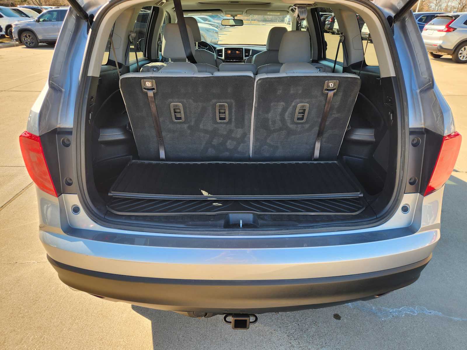 Thumbnail: 2017 Honda Pilot - 20