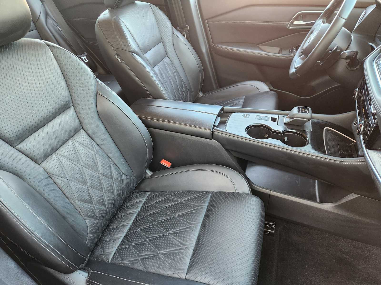 Thumbnail: 2023 Nissan Rogue - 13