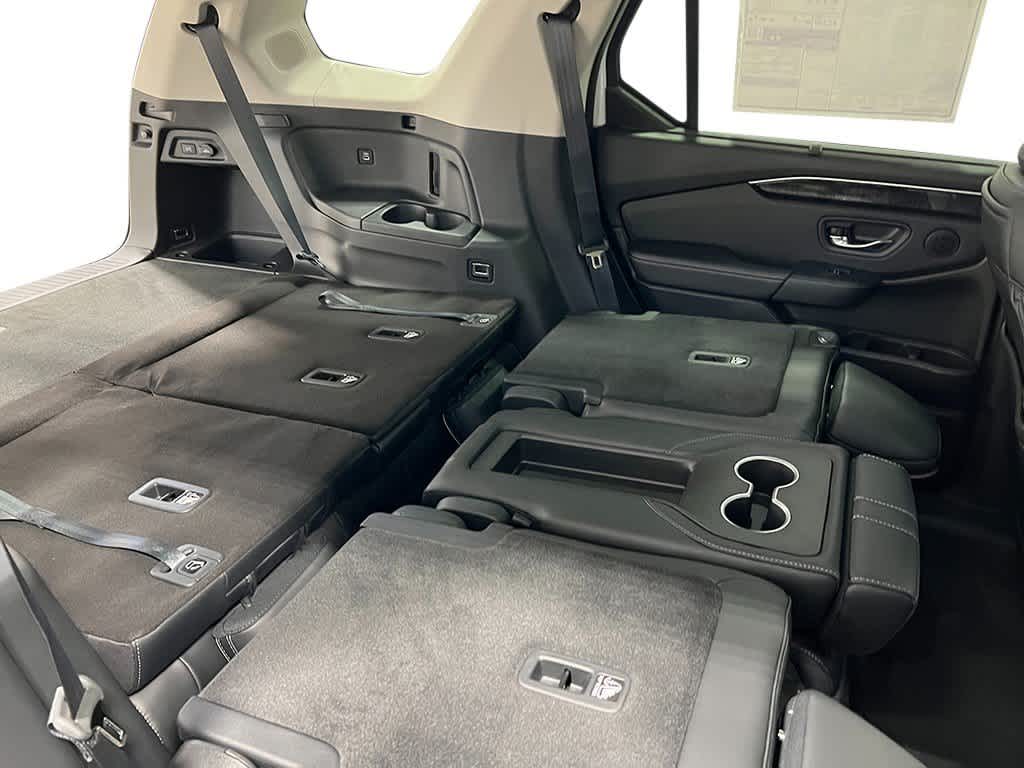 Thumbnail: 2025 Honda Pilot - 37