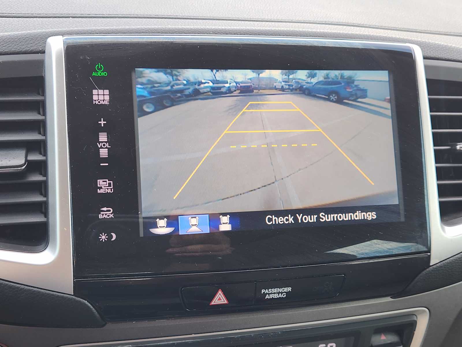 Thumbnail: 2016 Honda Pilot - 26