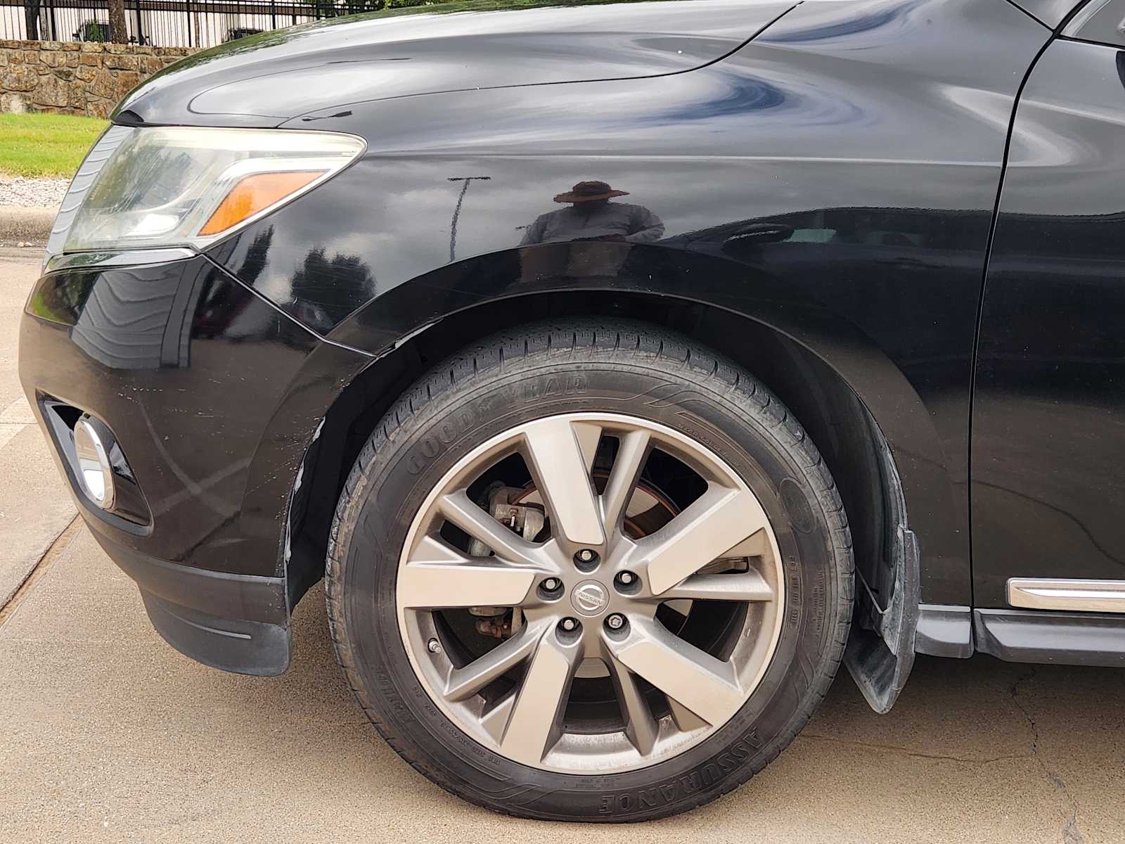 Thumbnail: 2014 Nissan Pathfinder - 11