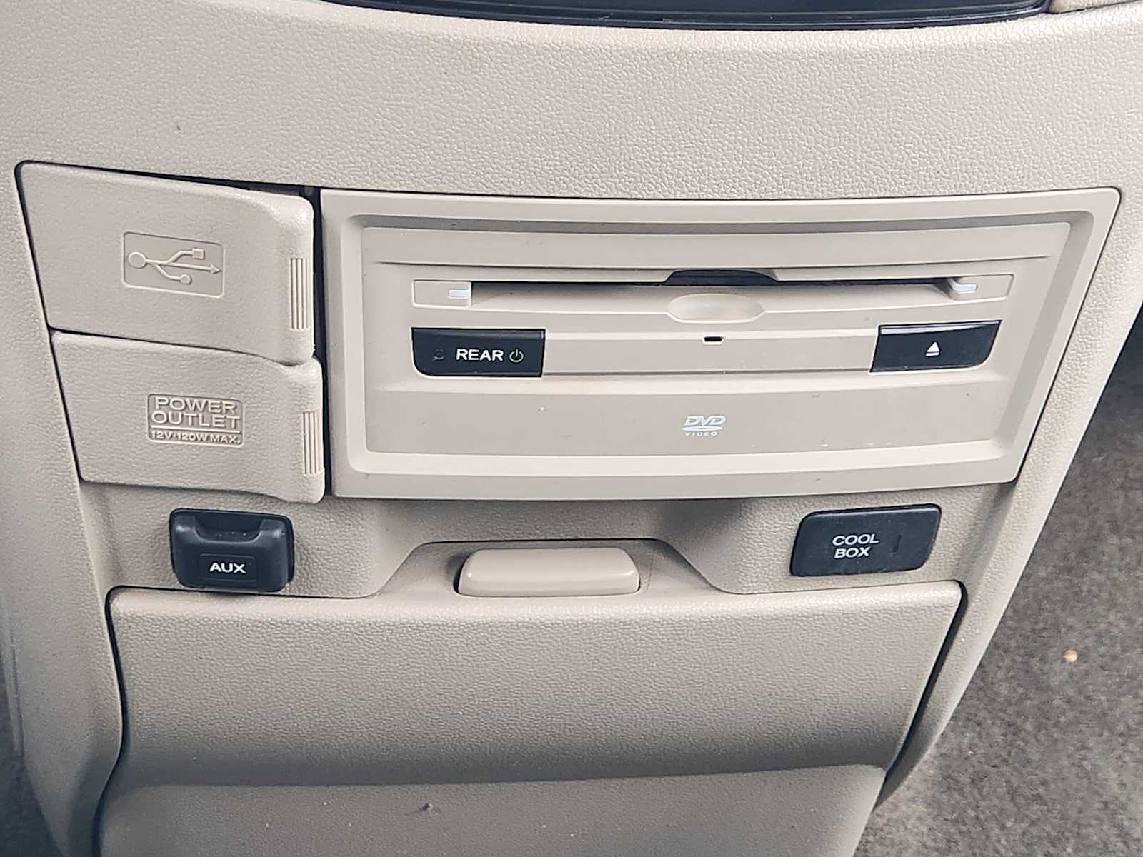 Thumbnail: 2014 Honda Odyssey - 29