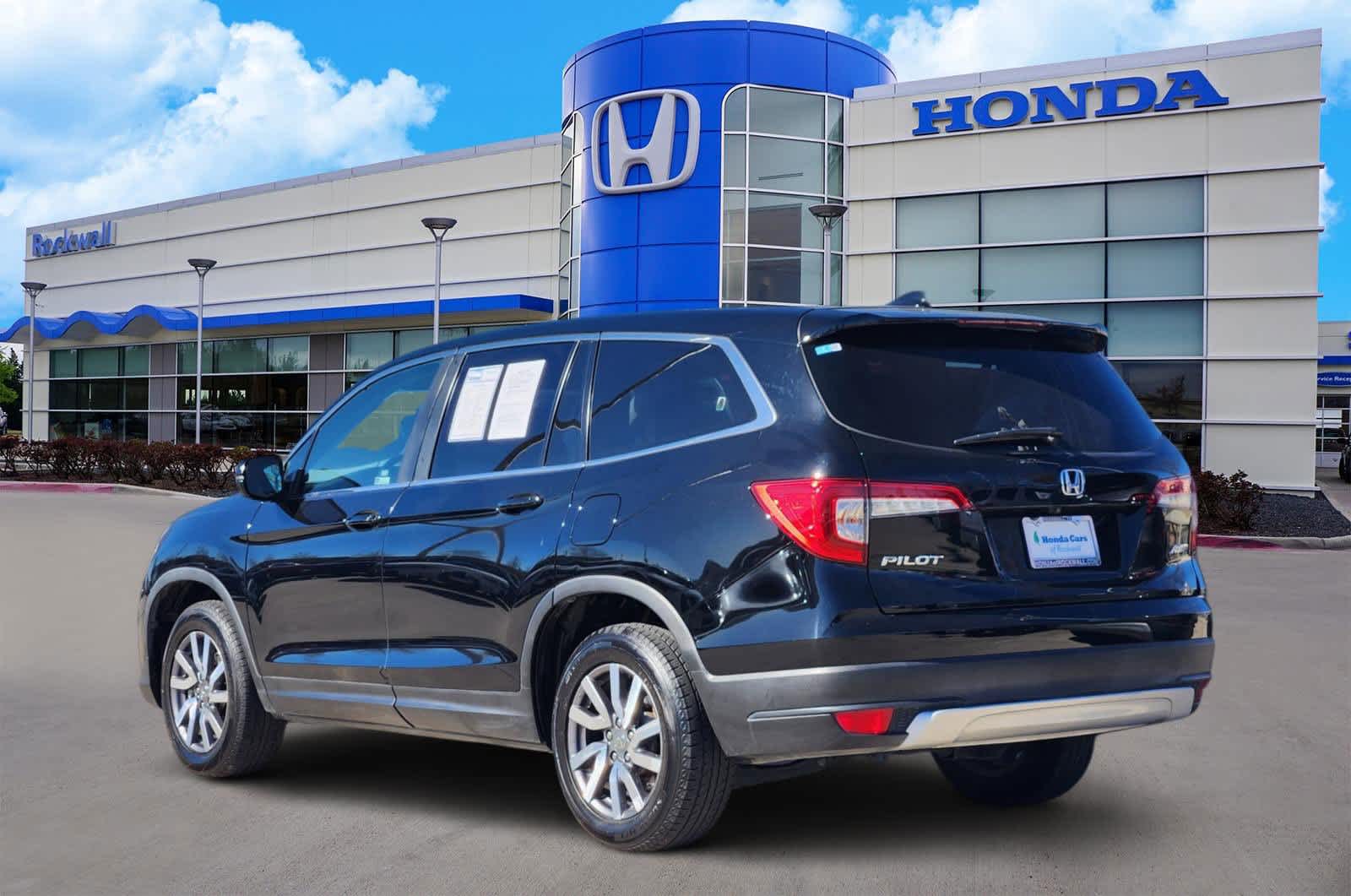 Thumbnail: 2019 Honda Pilot - 4
